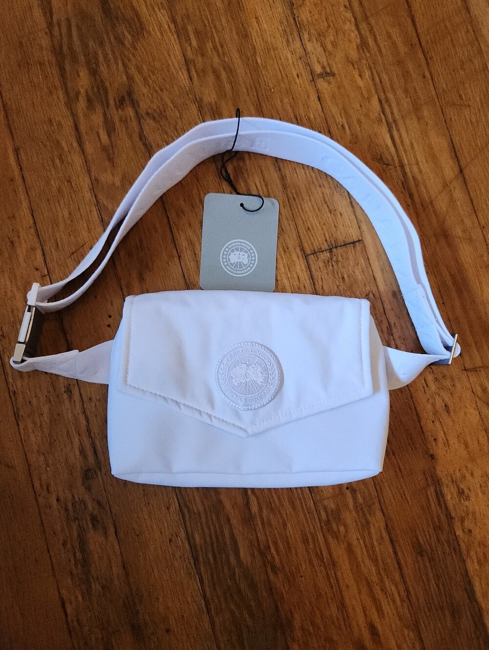 CANADA GOOSE Mini Waist Pack White NEW NWT - Picture 4 of 11